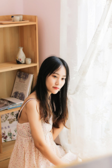 电影楼上的女孩